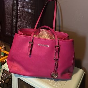 Women’s Michael Kors handbag